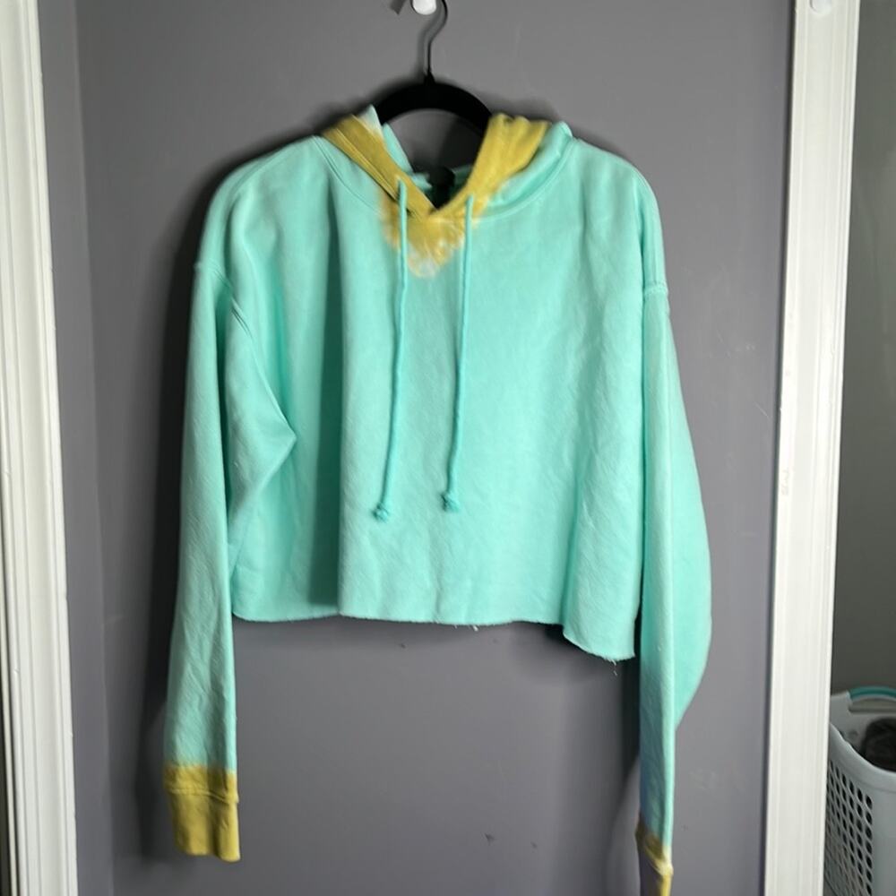 Wild Fable Light Green Cropped Hoodie Tan Tie Dye Large - Picture 8 of 8